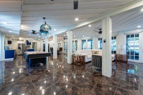 Casa en venta en Riverview, Florida, 9 dormitorios, 502.6 m2 № 1601897 - foto 10