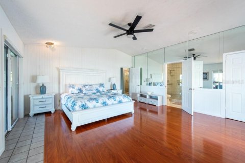 Casa en venta en Riverview, Florida, 9 dormitorios, 502.6 m2 № 1601897 - foto 21