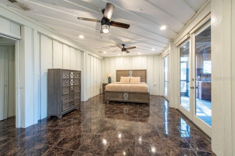 Casa en venta en Riverview, Florida, 9 dormitorios, 502.6 m2 № 1601897 - foto 24