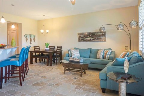 Townhouse in Merrit Island, Florida 3 bedrooms, 137.77 sq.m. № 1355961 - photo 3