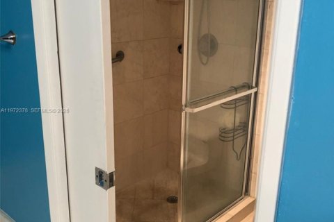 Снять в аренду кондоминиум в Авентура, Флорида 1 спальня, 97.55м2, № 2040338 - фото 14