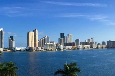 Снять в аренду кондоминиум в Авентура, Флорида 1 спальня, 97.55м2, № 2040338 - фото 19