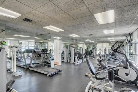 Снять в аренду кондоминиум в Авентура, Флорида 1 спальня, 97.55м2, № 2040338 - фото 17