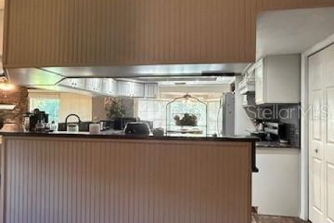 House in Land O' Lakes, Florida 3 bedrooms, 190.36 sq.m. № 1858395 - photo 24