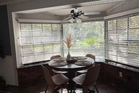 House in Land O' Lakes, Florida 3 bedrooms, 190.36 sq.m. № 1858395 - photo 18