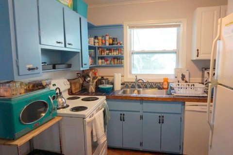 Снять в аренду виллу или дом в Сарасота, Флорида 4 комнаты, 103.96м2, № 1831492 - фото 8