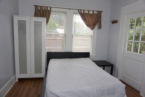 Снять в аренду виллу или дом в Сарасота, Флорида 4 комнаты, 103.96м2, № 1831492 - фото 14