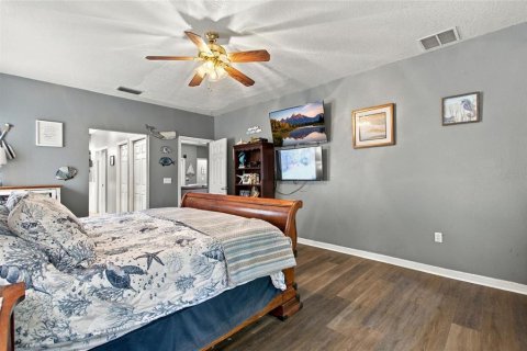 Villa ou maison à vendre à Indian lake estates, Floride: 4 chambres, 199.18 m2 № 2405641 - photo 24