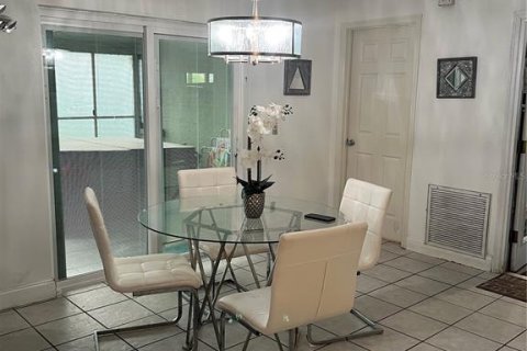 Casa en venta en Orlando, Florida, 3 dormitorios, 120.96 m2 № 1767256 - foto 6
