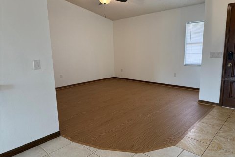 House in Ocala, Florida 2 bedrooms, 104.61 sq.m. № 2207460 - photo 8