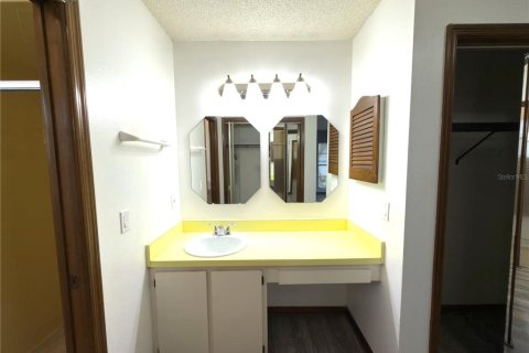 House in Ocala, Florida 2 bedrooms, 104.61 sq.m. № 2207460 - photo 23