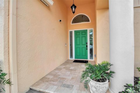House in Saint Petersburg, Florida 3 bedrooms, 144.56 sq.m. № 1537568 - photo 4