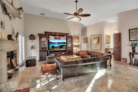 House in Saint Petersburg, Florida 3 bedrooms, 144.56 sq.m. № 1537568 - photo 14