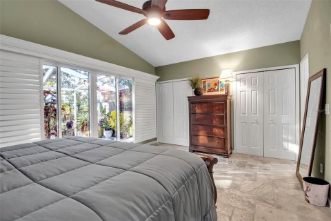 House in Saint Petersburg, Florida 3 bedrooms, 144.56 sq.m. № 1537568 - photo 27