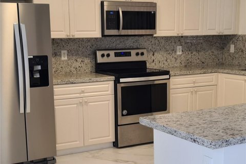 Adosado en alquiler en Hialeah, Florida, 4 dormitorios, 154.03 m2 № 2275924 - foto 5