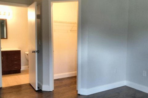 Condo in West Palm Beach, Florida, 1 bedroom № 2083997 - photo 7