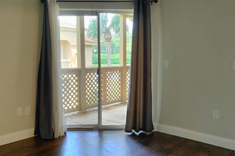 Condo in West Palm Beach, Florida, 1 bedroom № 2083997 - photo 6