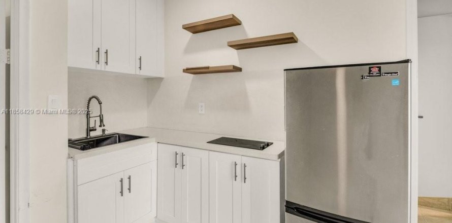 Apartamento en Davie, Florida 1 dormitorio, 110.65 m2 № 1882648