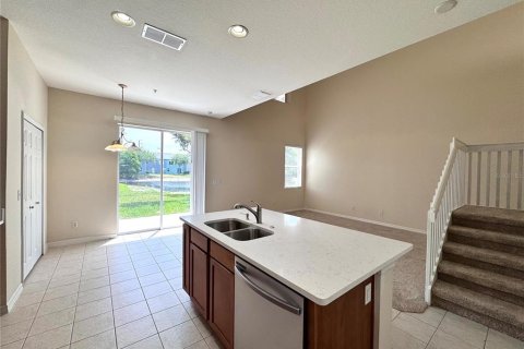 Adosado en alquiler en Orlando, Florida, 3 dormitorios, 166.76 m2 № 2094381 - foto 8