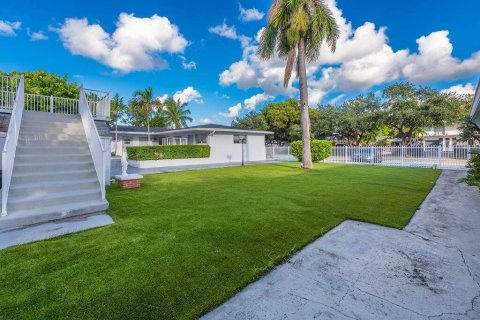 Immobilier commercial à louer à Hollywood, Floride: 1 chambre, 48.68 m2 № 2168888 - photo 10