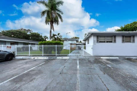 Immobilier commercial à louer à Hollywood, Floride: 1 chambre, 48.68 m2 № 2168888 - photo 12