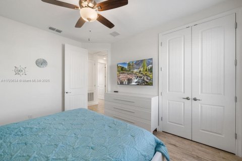 Adosado en venta en Kissimmee, Florida, 2 dormitorios, 129.51 m2 № 1699965 - foto 21