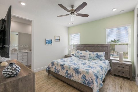 Adosado en venta en Kissimmee, Florida, 2 dormitorios, 129.51 m2 № 1699965 - foto 15