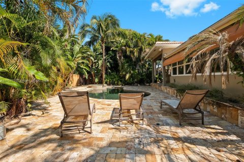 House in Fort Lauderdale, Florida 3 bedrooms, 169.92 sq.m. № 1588521 - photo 24