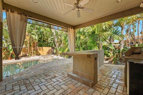 House in Fort Lauderdale, Florida 3 bedrooms, 169.92 sq.m. № 1588521 - photo 22