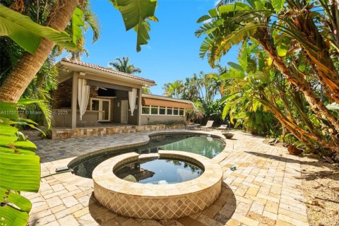 House in Fort Lauderdale, Florida 3 bedrooms, 169.92 sq.m. № 1588521 - photo 23