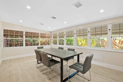 House in Fort Lauderdale, Florida 3 bedrooms, 169.92 sq.m. № 1588521 - photo 12