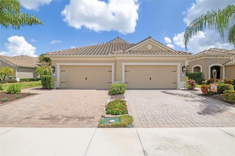 House in Venice, Florida 2 bedrooms, 141.58 sq.m. № 2366509