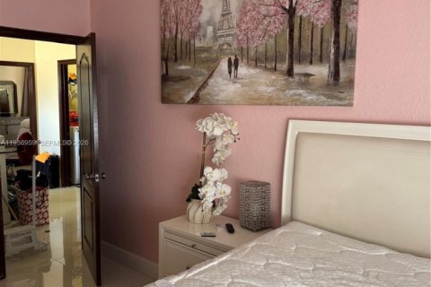 Villa ou maison à louer à Homestead, Floride: 5 chambres, 191.84 m2 № 1994871 - photo 24