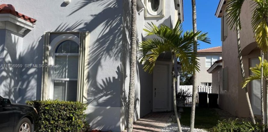 Villa ou maison à Homestead, Floride 5 chambres, 191.84 m2 № 1994871