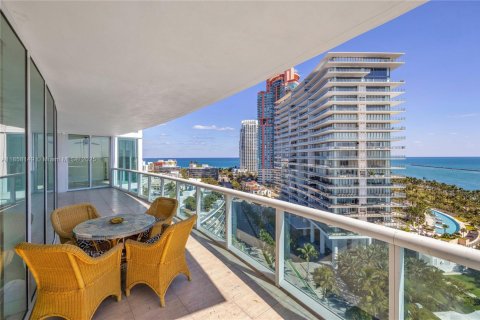 Condo in Miami Beach, Florida, 2 bedrooms  № 1888187 - photo 23