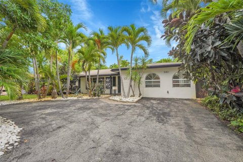 House in Fort Lauderdale, Florida 4 bedrooms, 191.01 sq.m. № 1766905 - photo 6