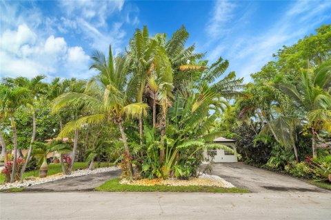 House in Fort Lauderdale, Florida 4 bedrooms, 191.01 sq.m. № 1766905 - photo 7