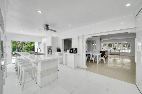 House in Fort Lauderdale, Florida 4 bedrooms, 191.01 sq.m. № 1766905 - photo 21
