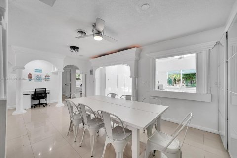 House in Fort Lauderdale, Florida 4 bedrooms, 191.01 sq.m. № 1766905 - photo 16