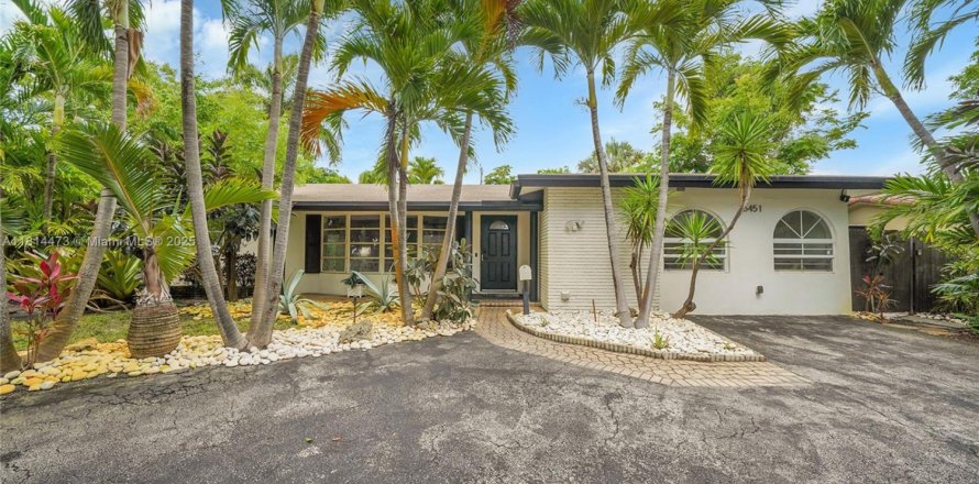 House in Fort Lauderdale, Florida 4 bedrooms, 191.01 sq.m. № 1766905