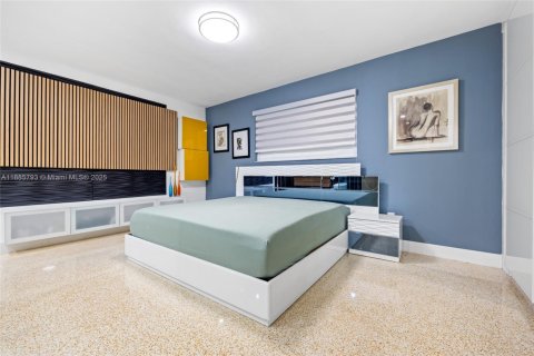 Villa ou maison à vendre à Coral Gables, Floride: 3 chambres, 125.05 m2 № 1941627 - photo 16