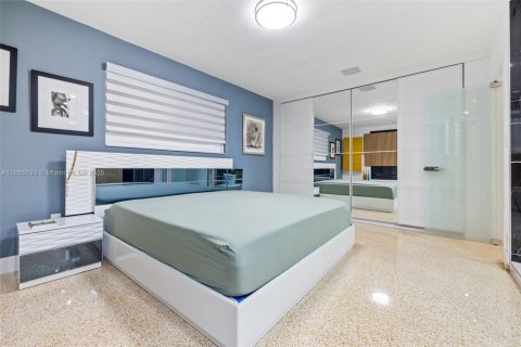 Villa ou maison à vendre à Coral Gables, Floride: 3 chambres, 125.05 m2 № 1941627 - photo 19