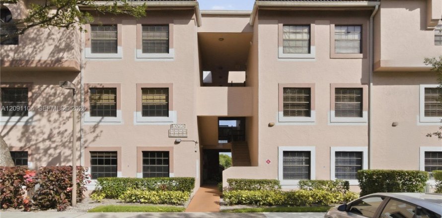 Condo à Plantation, Floride, 3 chambres  № 2375208