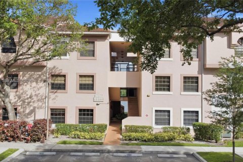 Copropriété à vendre à Plantation, Floride: 3 chambres, 104.05 m2 № 2375208 - photo 19