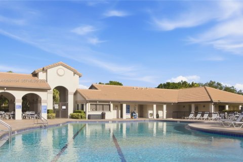Copropriété à vendre à Plantation, Floride: 3 chambres, 104.05 m2 № 2375208 - photo 22