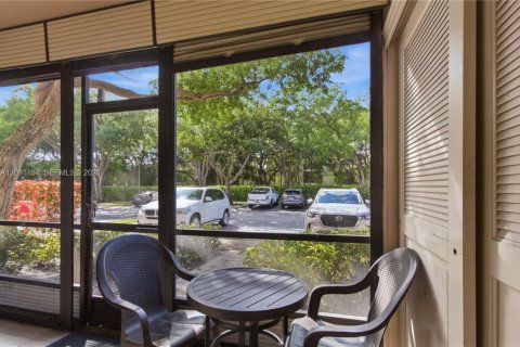 Copropriété à vendre à Plantation, Floride: 3 chambres, 104.05 m2 № 2375208 - photo 16