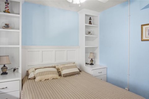 Condo in Dunnellon, Florida, 2 bedrooms  № 2140363 - photo 18