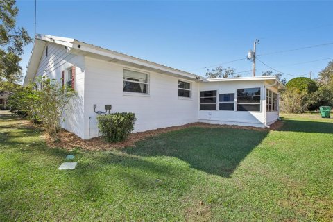 Villa ou maison à vendre à Zephyrhills, Floride: 4 chambres, 163.14 m2 № 1528731 - photo 22