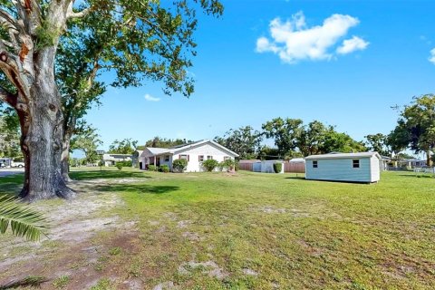 Villa ou maison à vendre à Zephyrhills, Floride: 4 chambres, 163.14 m2 № 1528731 - photo 26