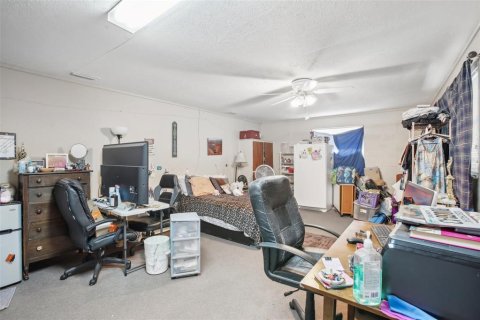 Villa ou maison à vendre à Zephyrhills, Floride: 4 chambres, 163.14 m2 № 1528731 - photo 14